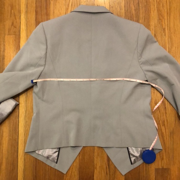 BOGO Forever 21 Grey Blazer - Picture 5 of 7